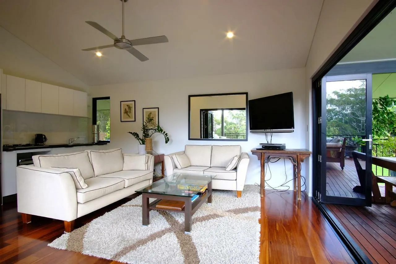 Holiday home Jugoon Villa Byron Bay